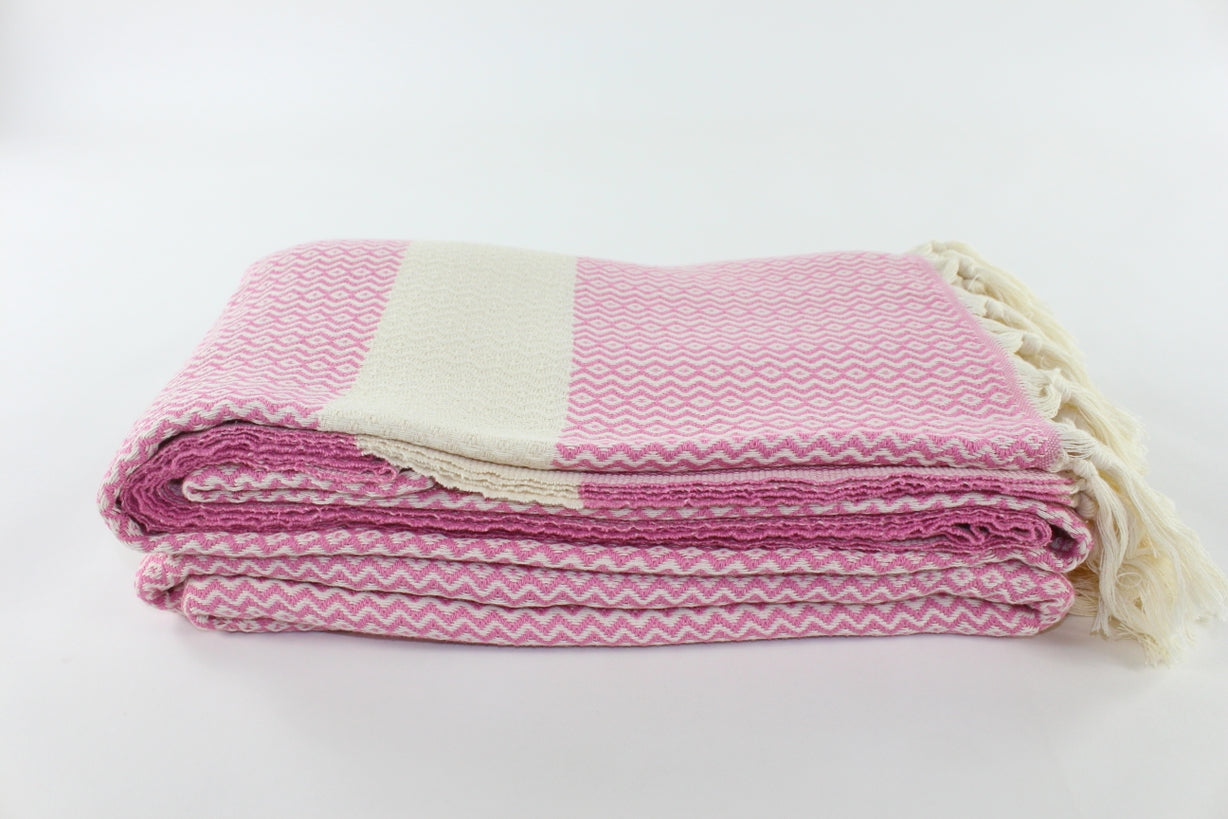 Premium Turkish ZigZag Diamond Blanket Throw (Pink Lilac)