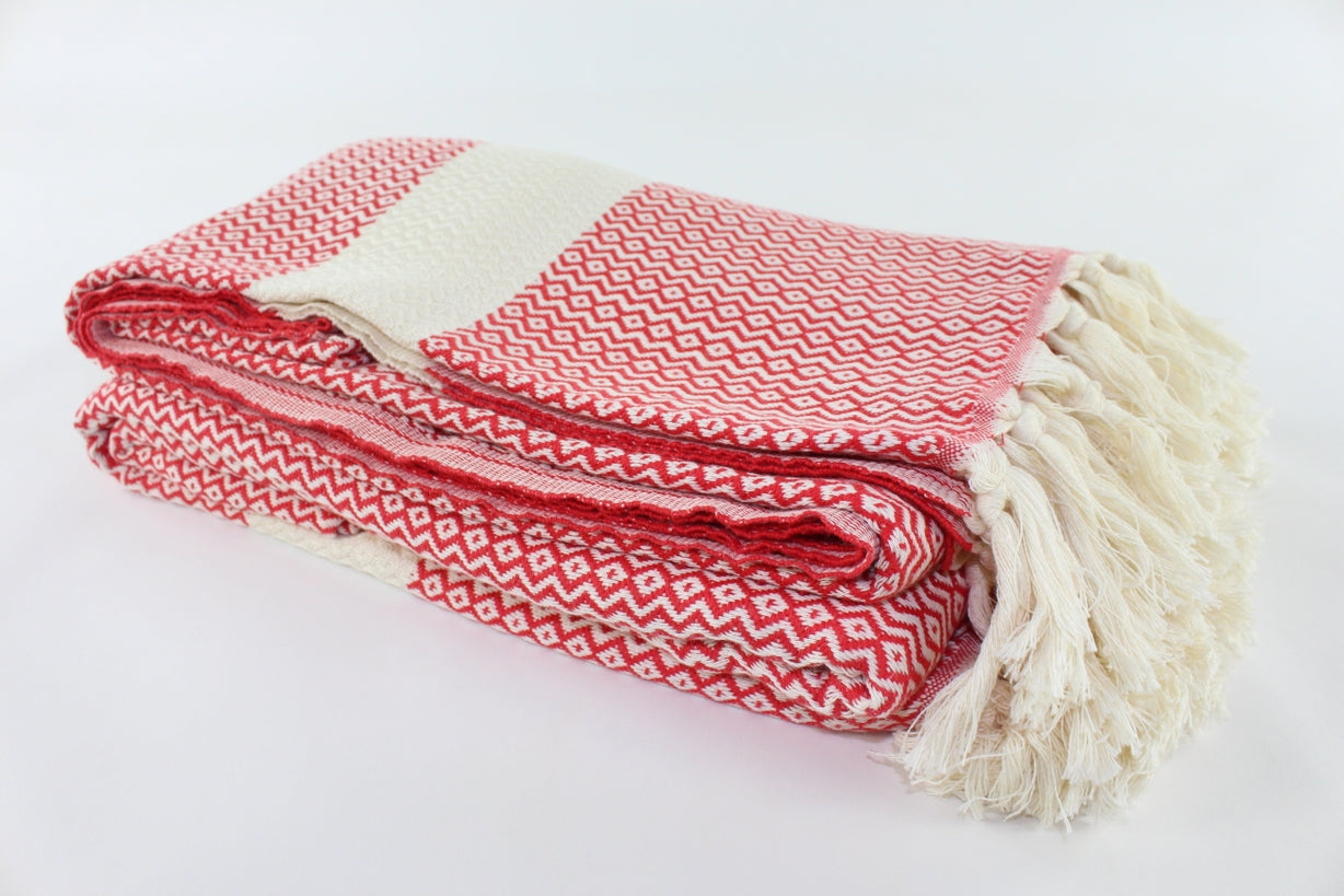 Premium Turkish ZigZag Diamond Blanket Throw (Red)