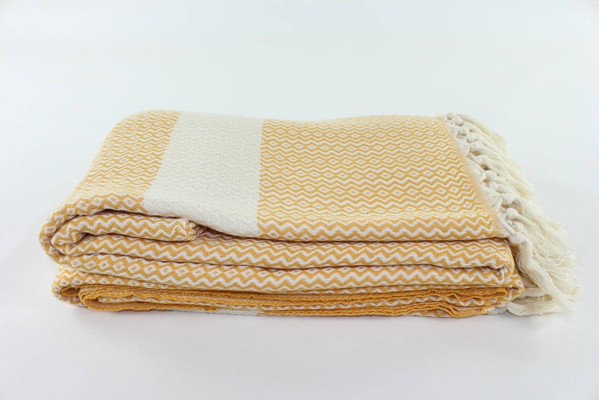 Premium Turkish ZigZag Diamond Blanket Throw (Mustard)
