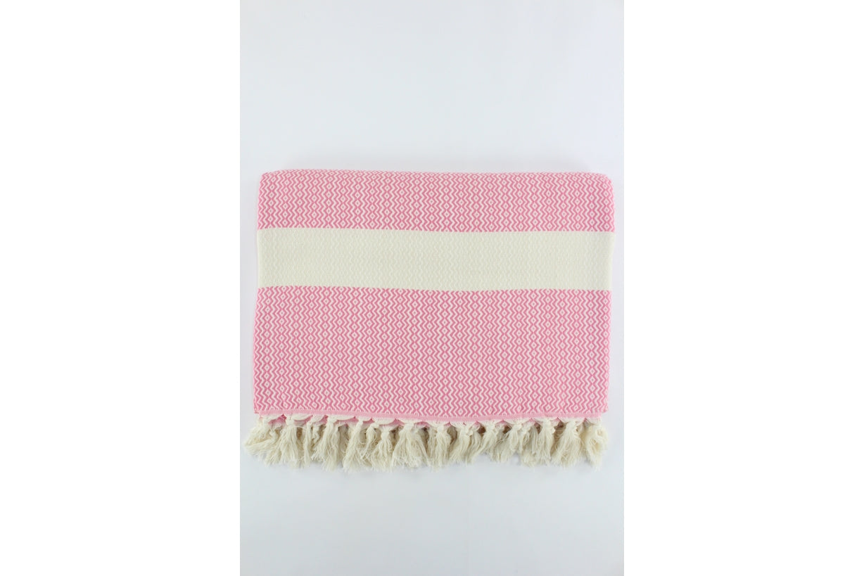 Premium Turkish ZigZag Diamond Blanket Throw (Pink)