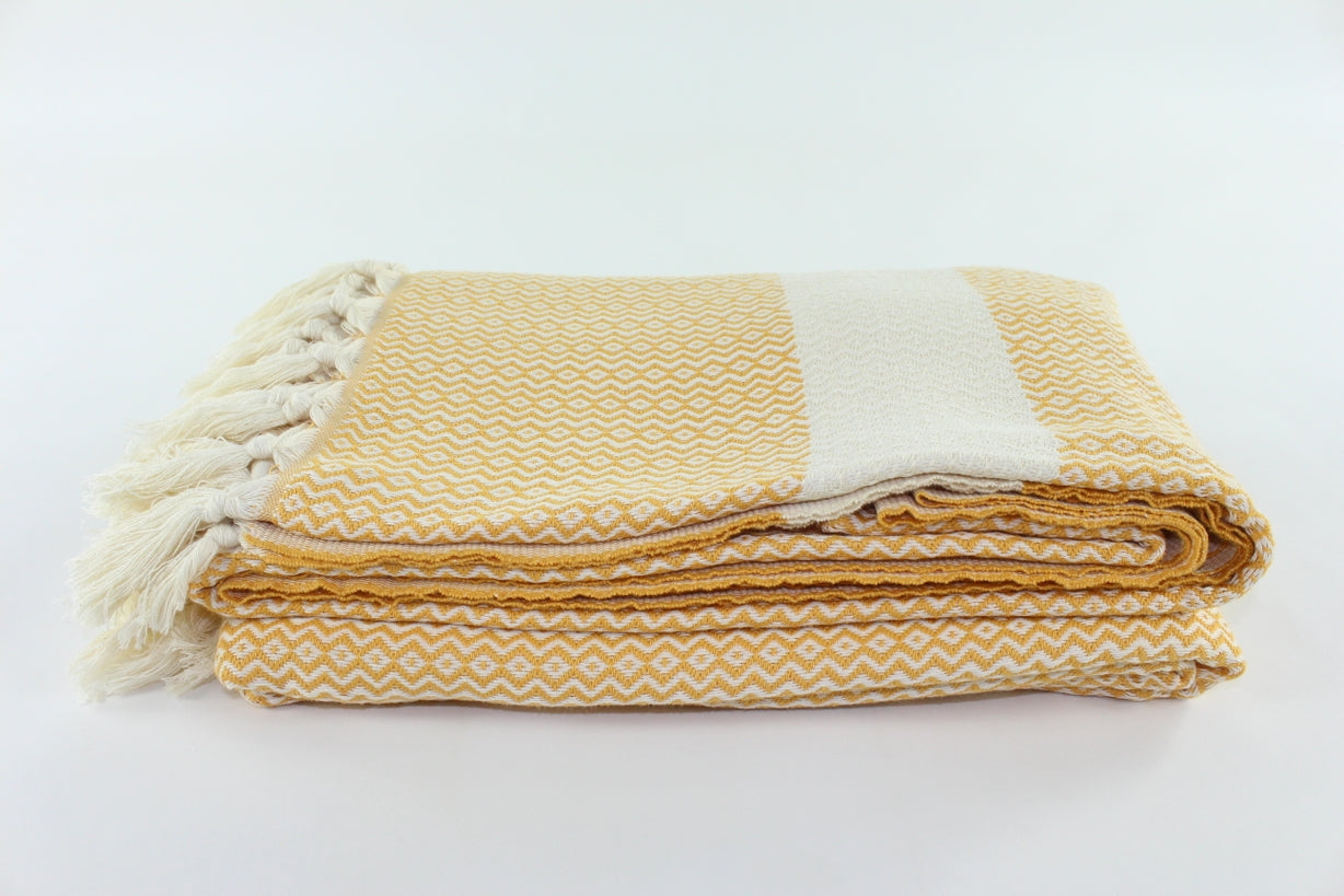 Premium Turkish ZigZag Diamond Blanket Throw (Mustard)
